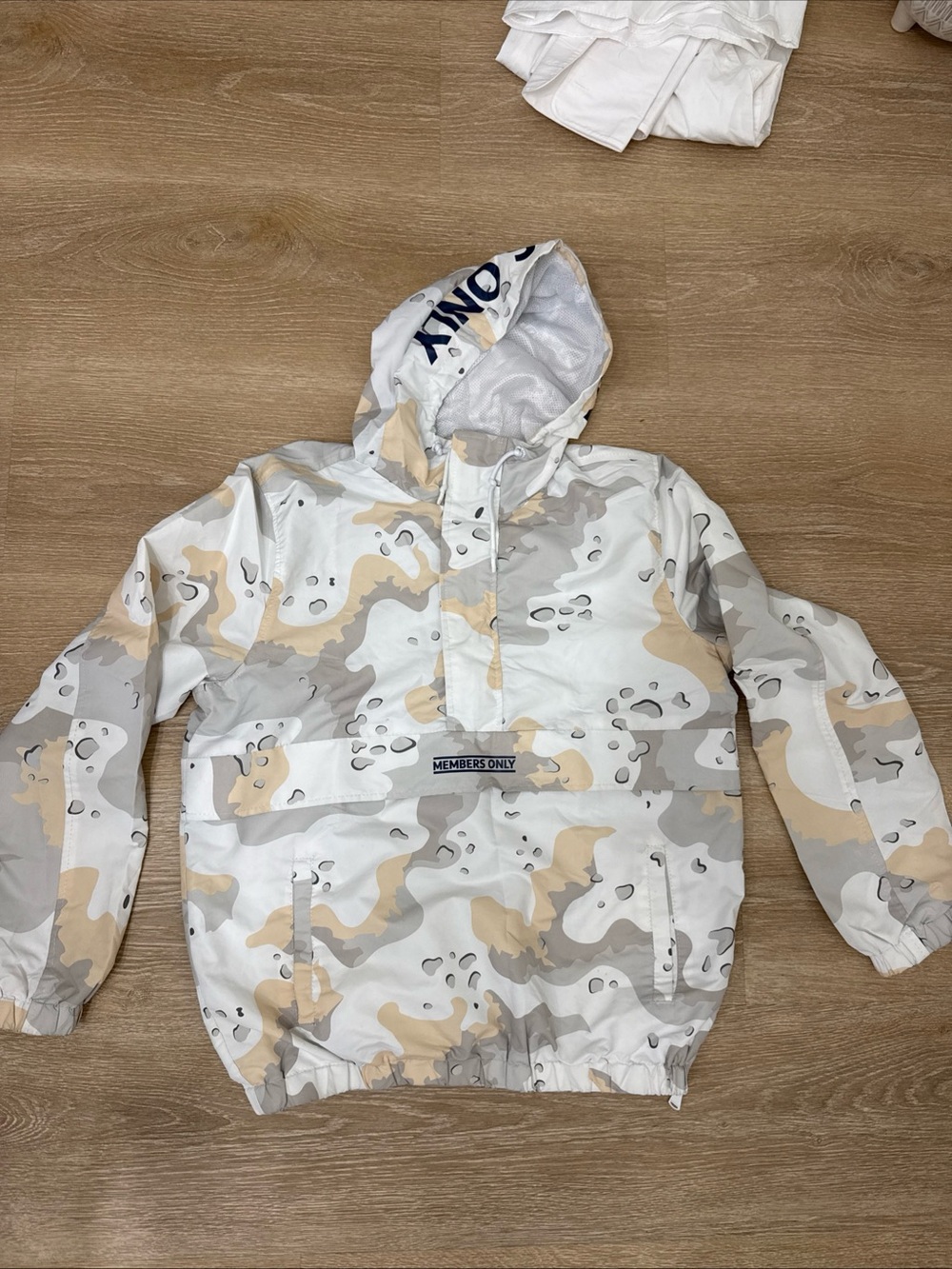 Members Only Men’s Breathable Hooded Camo Rain Jacket-Lined Size Medium